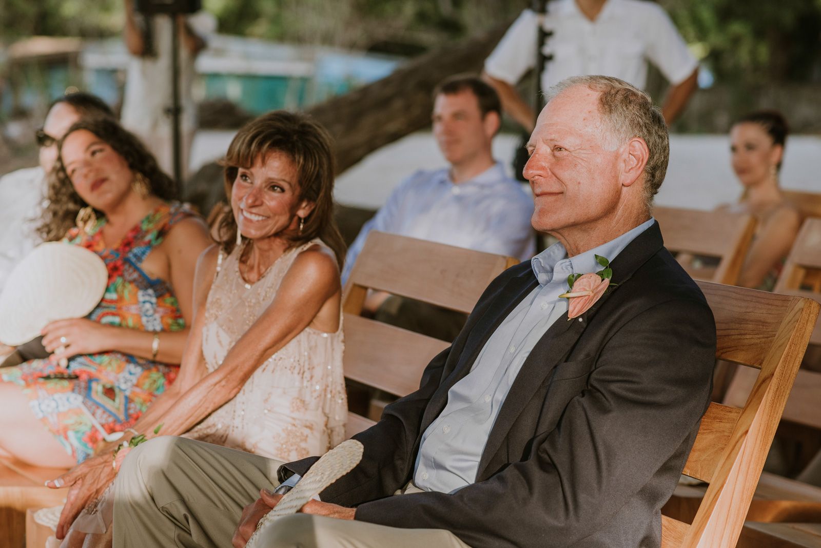 padres de la novia en la ceremonia