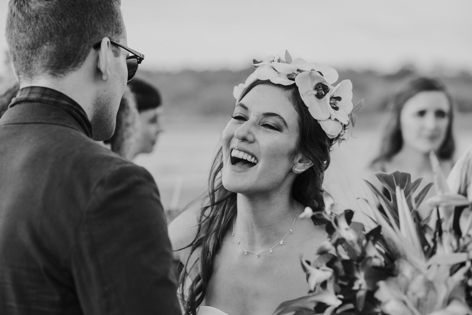 novia saludando a sus invitados
