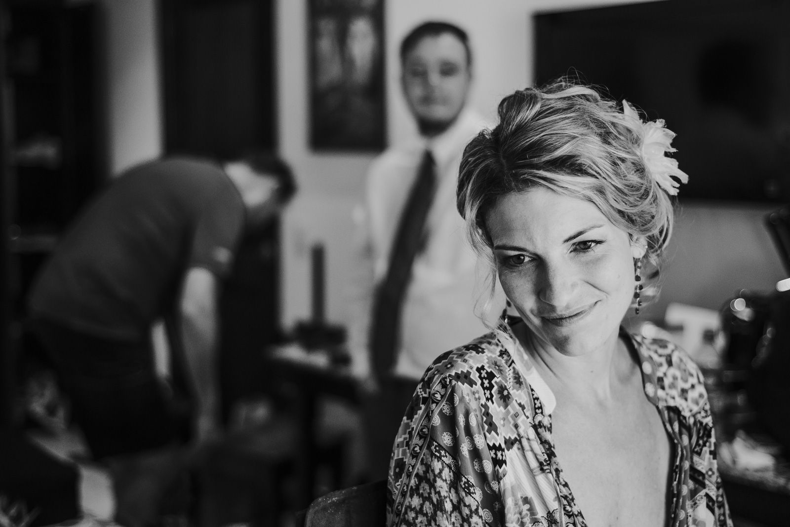primer plano de la novia en blanco y negro