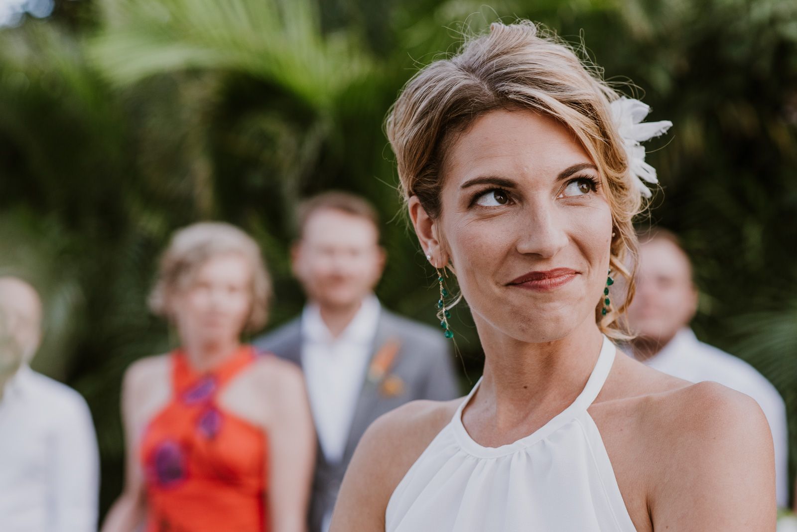 primer plano de la novia en la ceremonia